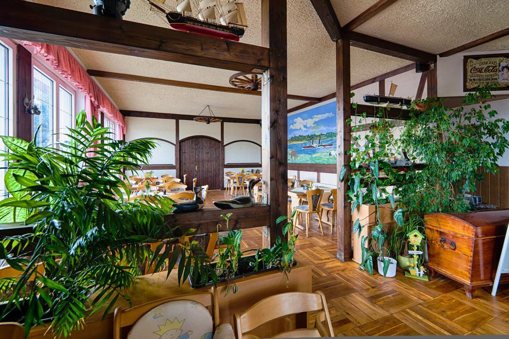 Elbterrassen Zu Brambach Hotel Dessau-Rosslau Buitenkant foto