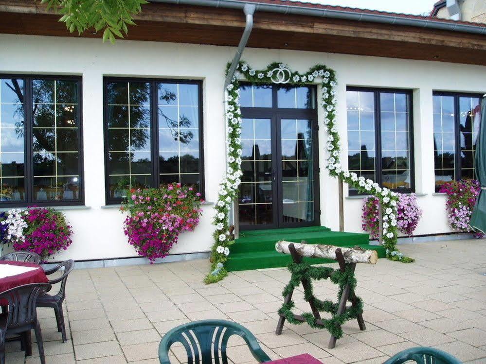Elbterrassen Zu Brambach Hotel Dessau-Rosslau Buitenkant foto